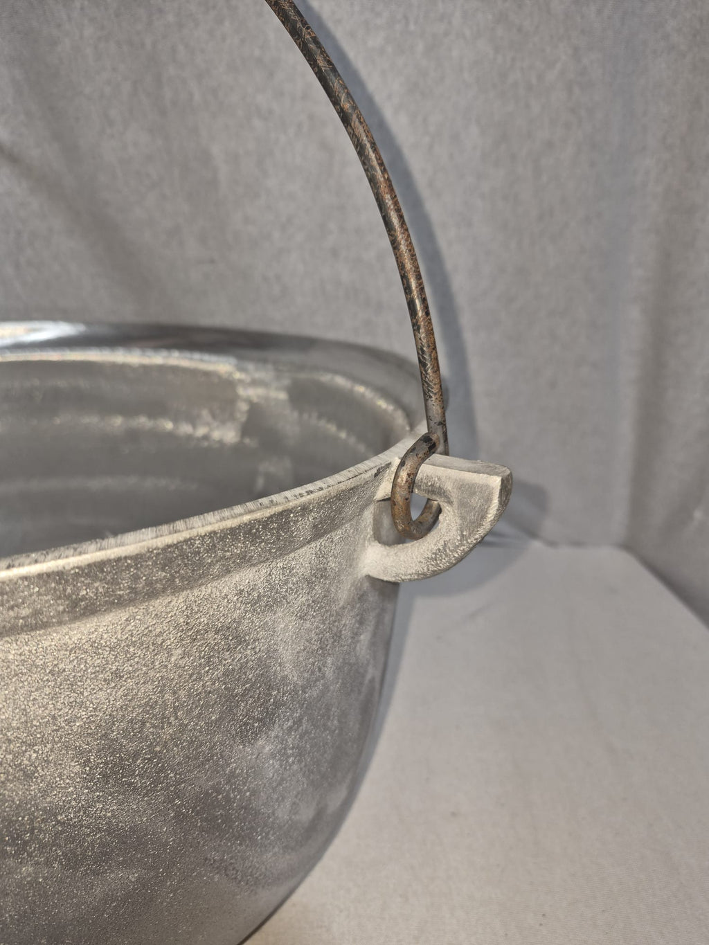 Ceaun Aluminiu Turnat Fund Drept 18 Litri