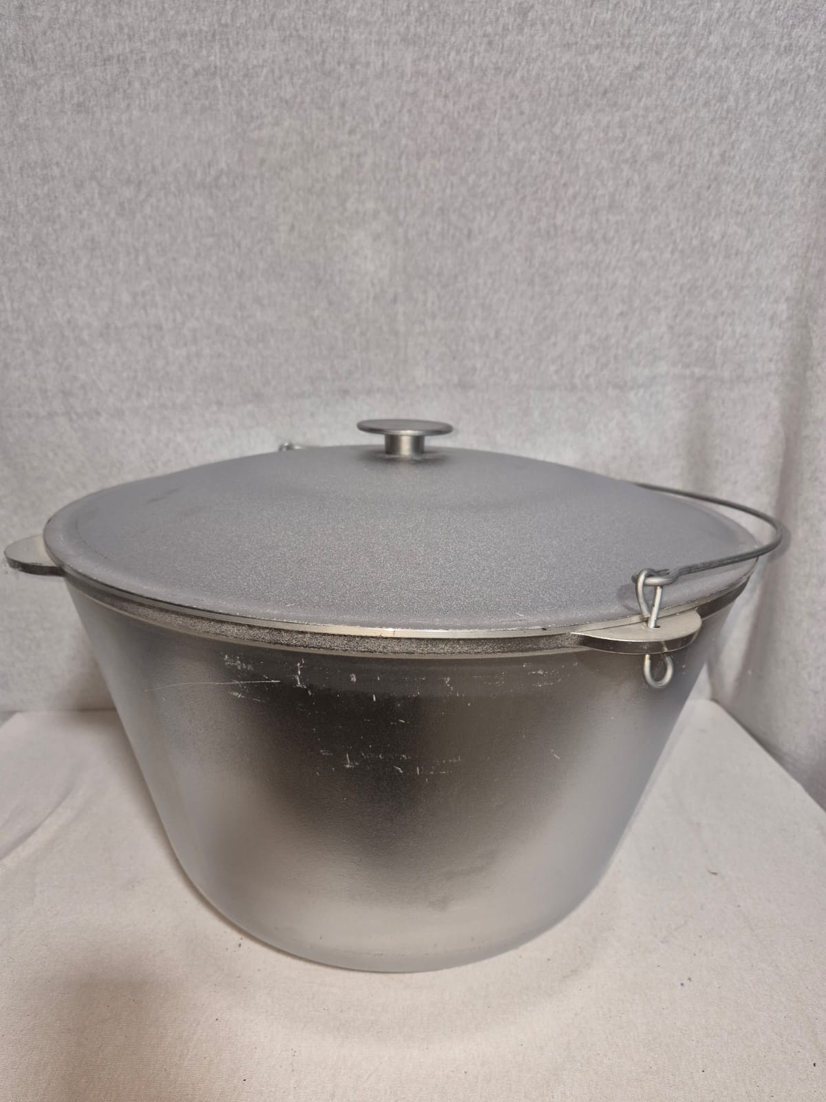 Ceaun Aluminiu + Capac cu Toarta 40 Litri 