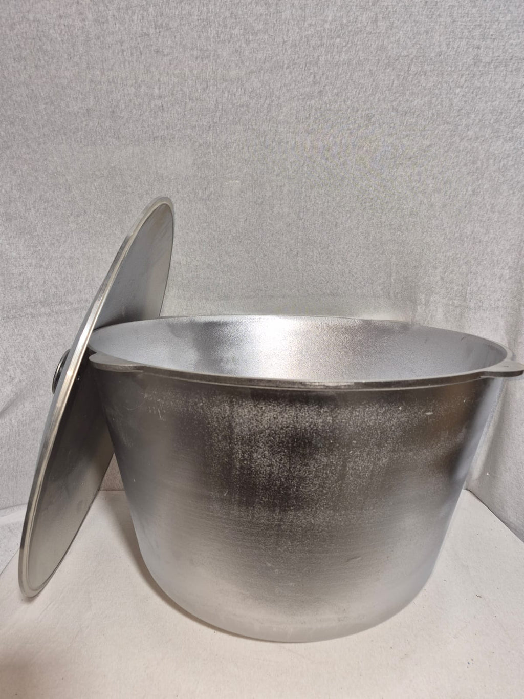 Ceaun Aluminiu + Capac fara toarta 70 Litri