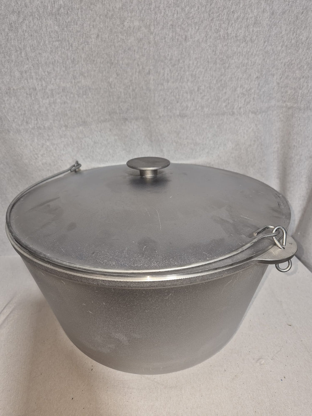 Ceaun Aluminiu + Capac cu toarta 30 Litri