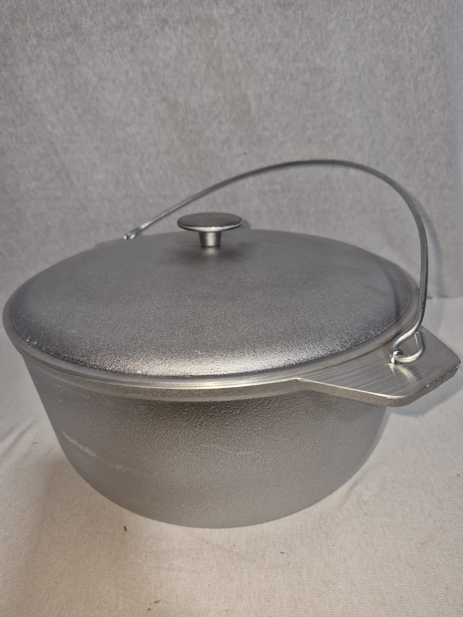 Ceaun Aluminiu + Capac cu toarta 8 Litri