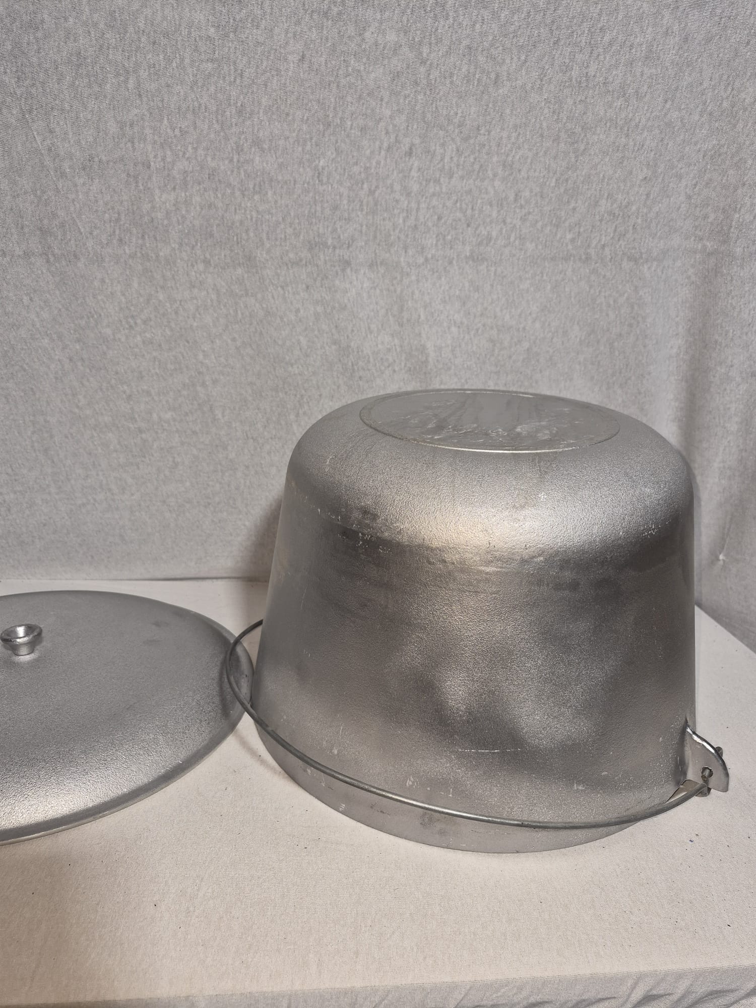 Ceaun Aluminiu Turnat+Capac Moldova 20 Litri