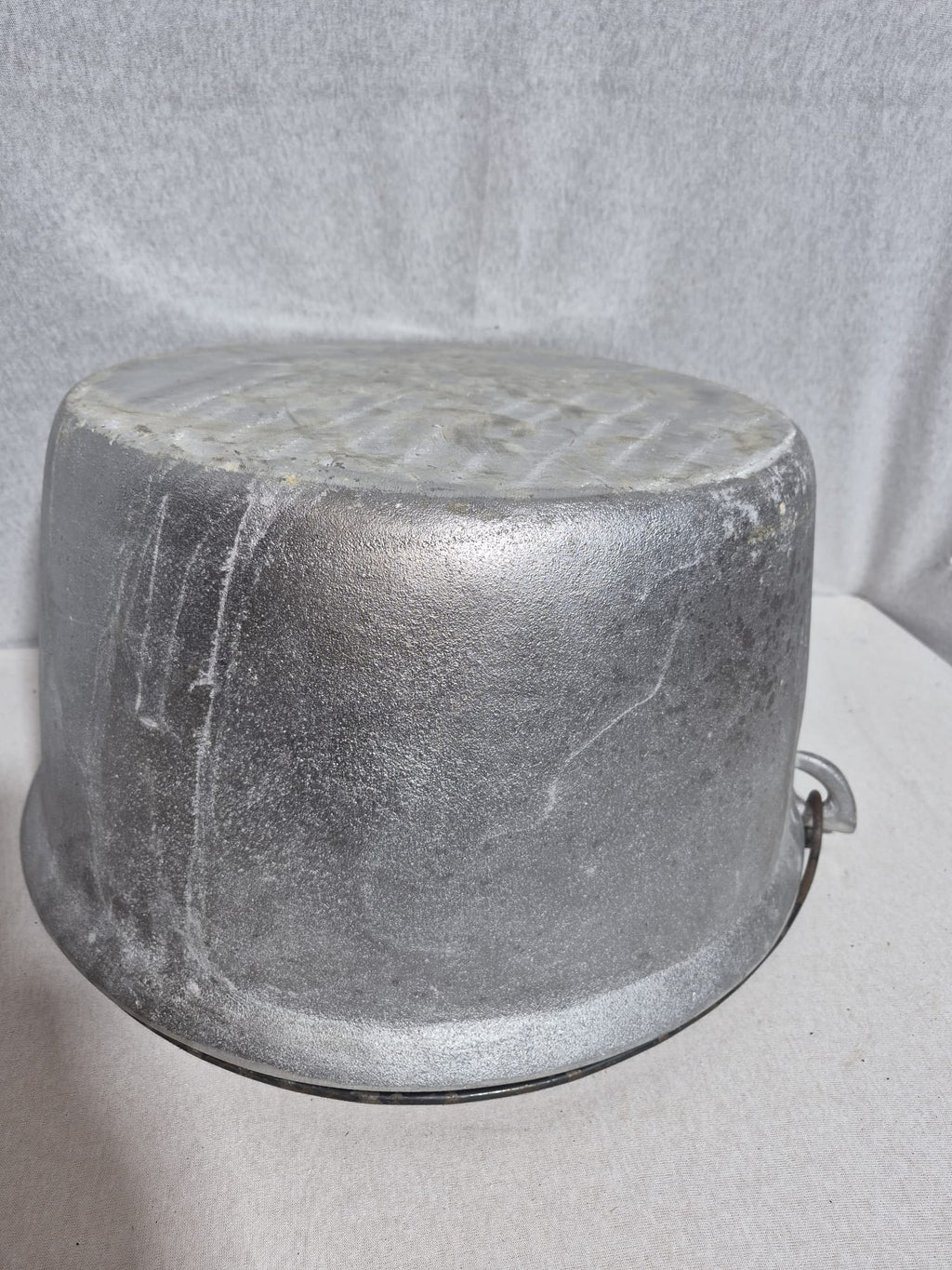 Ceaun Aluminiu Turnat Fund Drept 40 Litri 