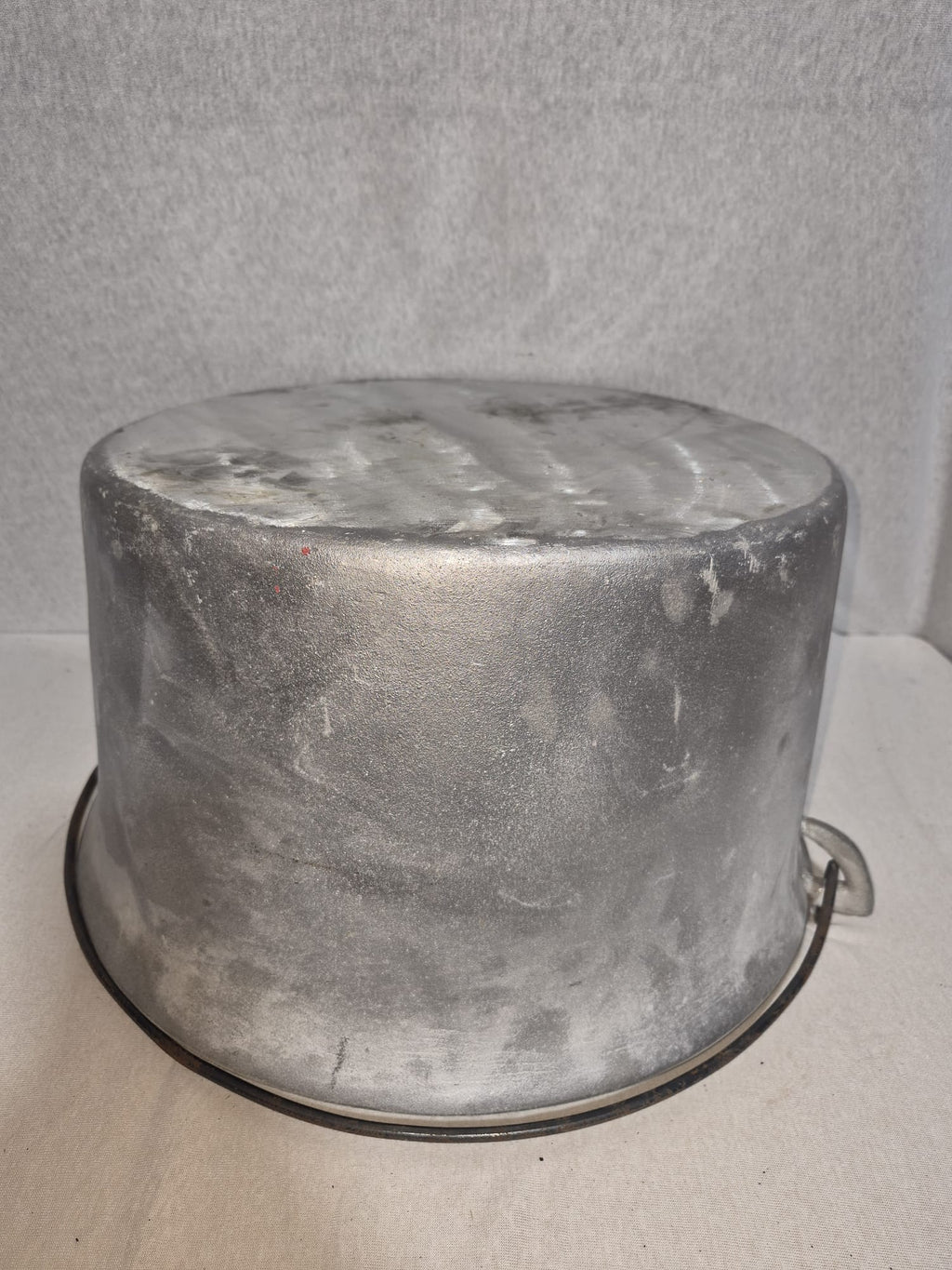 Ceaun Aluminiu Turnat Fund Drept 30 Litri