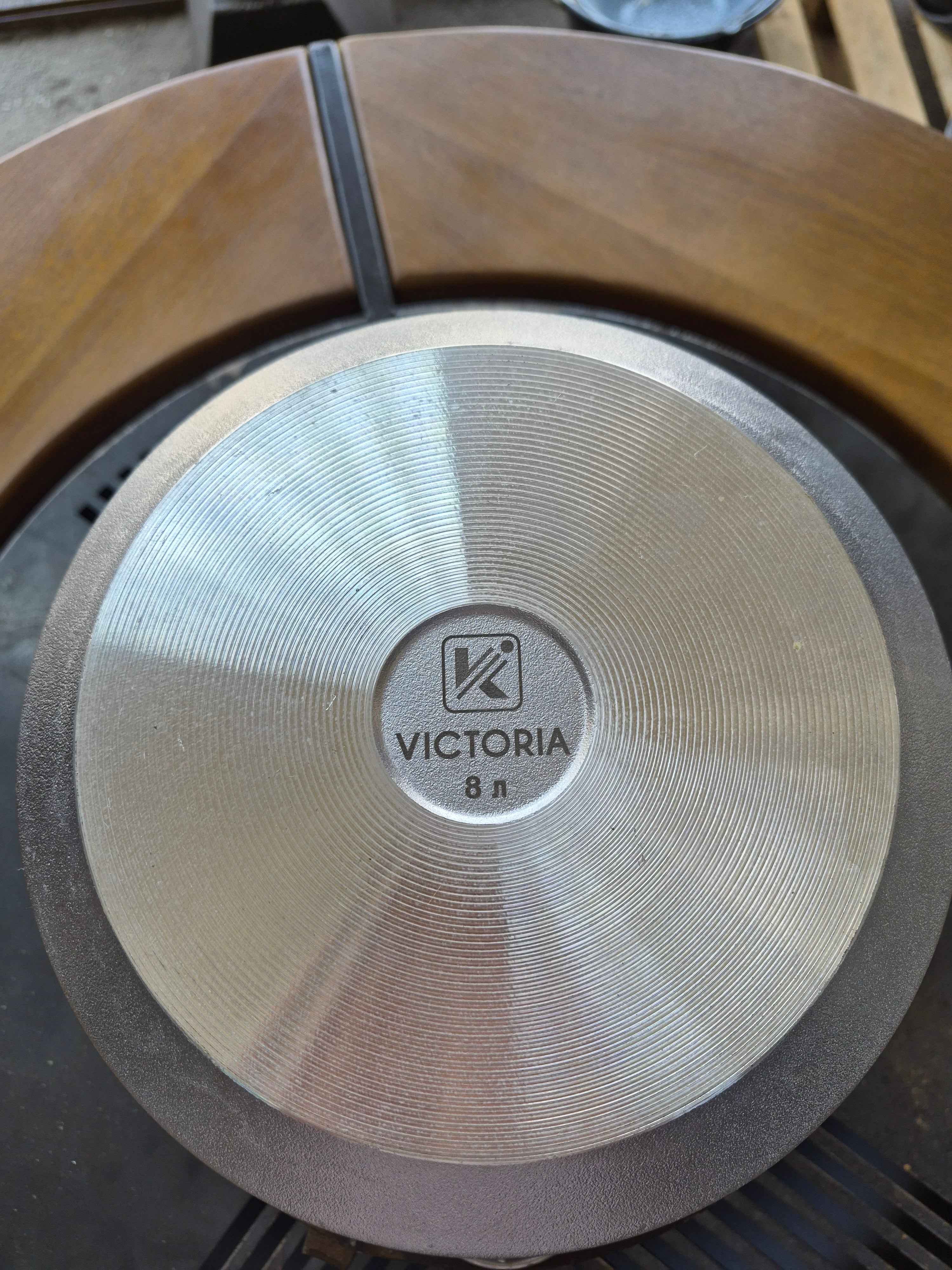 Ceaun 8L Aluminiu turnat cu toartă.