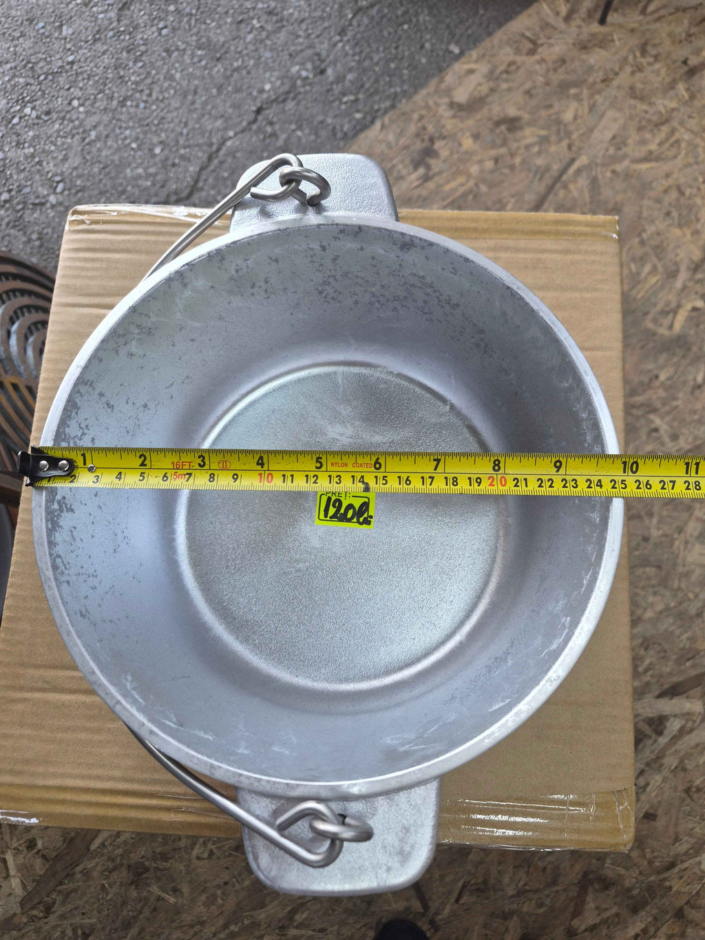 Ceaun 4L aluminiu turnat cu toartă.